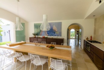 Monte Gobbo | kitchen and dining room