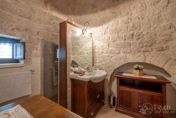 Trulli in Fiore - Gerbera - large bathroom