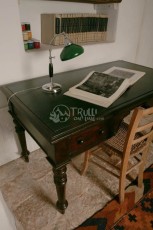 Trullo Iduna | rooms | indian writingtable